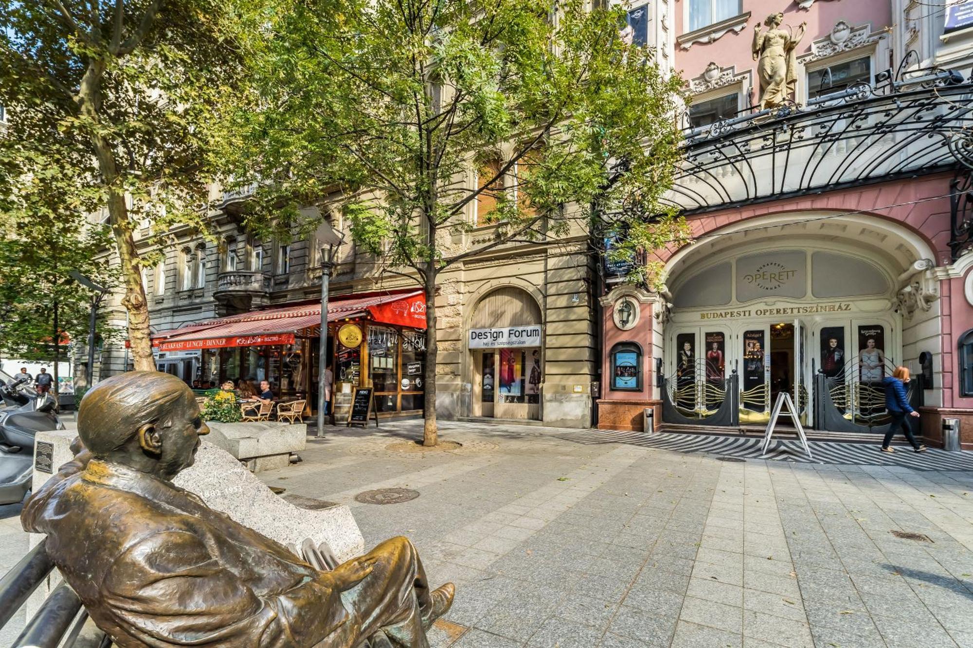 Cozy Little Flat In The City Center Budapest Exterior foto